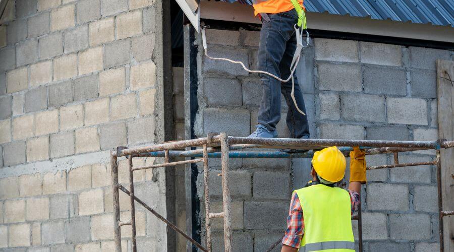 Expert tile roof repair services in Pleasantville, OH